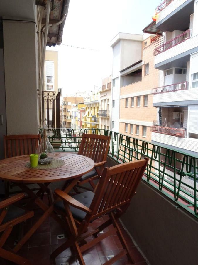 Diseno Y Confort En El Centro De Alicante Kültér fotó